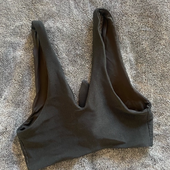 Beach Riot | Ribbed Dallas Tie-Front Top - Picture 6 of 6